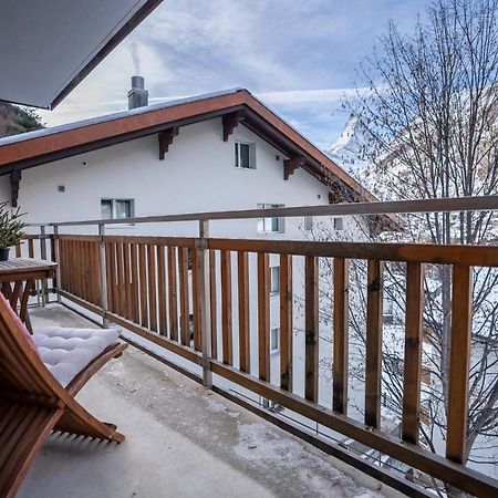 Modern Apartment With Matterhorn View Zermatt Eksteriør bilde